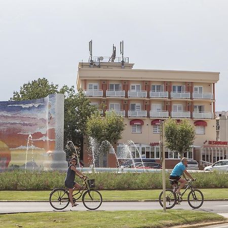 Hotel Silvia Empuriabrava Zewnętrze zdjęcie