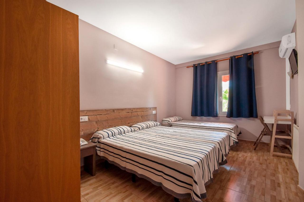 Hotel Silvia Empuriabrava Zewnętrze zdjęcie