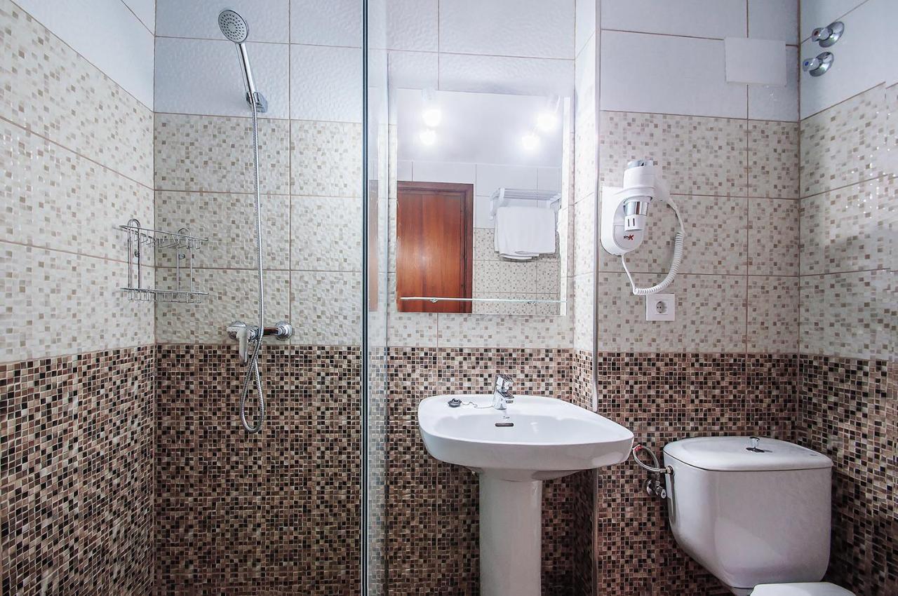 Hotel Silvia Empuriabrava Zewnętrze zdjęcie