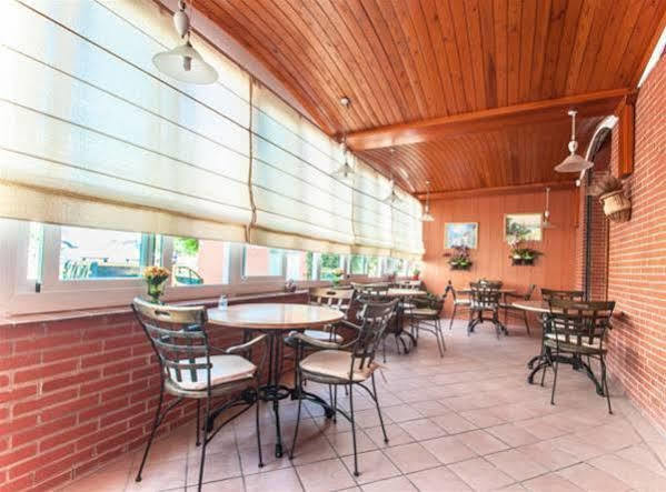 Hotel Silvia Empuriabrava Zewnętrze zdjęcie
